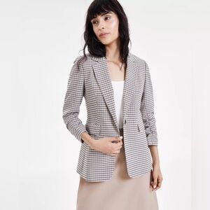 Women's Plaid One-Button Blazer